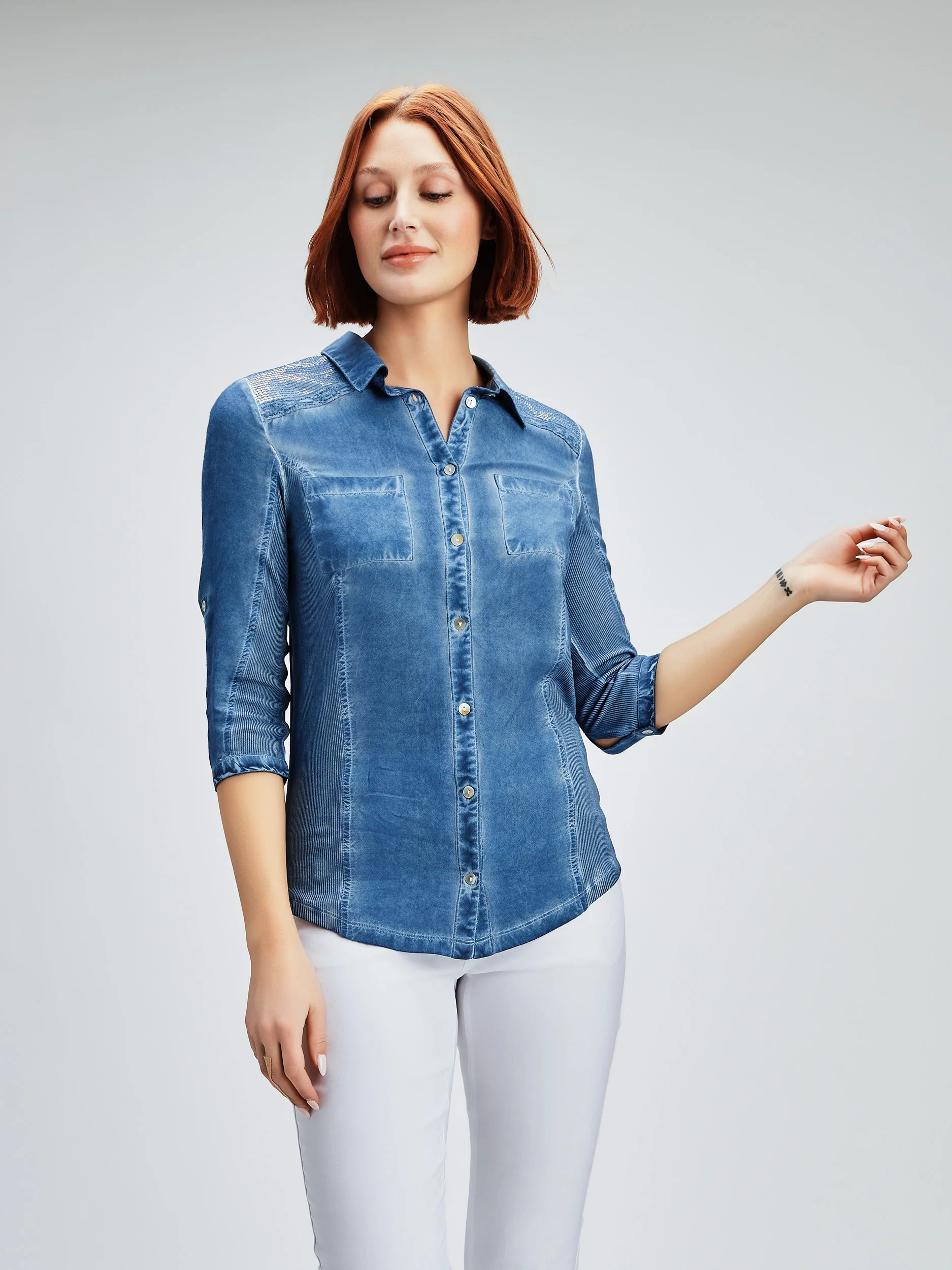Blouse à manches 3/4 avec boutons - Image 3