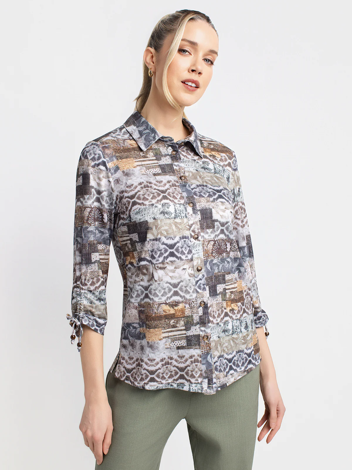 Blouse à manches 3/4 avec boutons