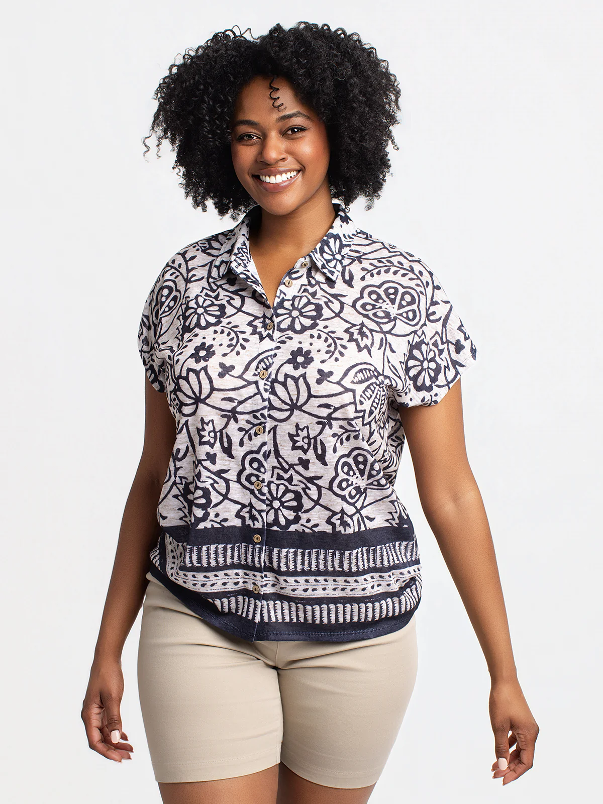 Blouse à manches courtes avec boutons