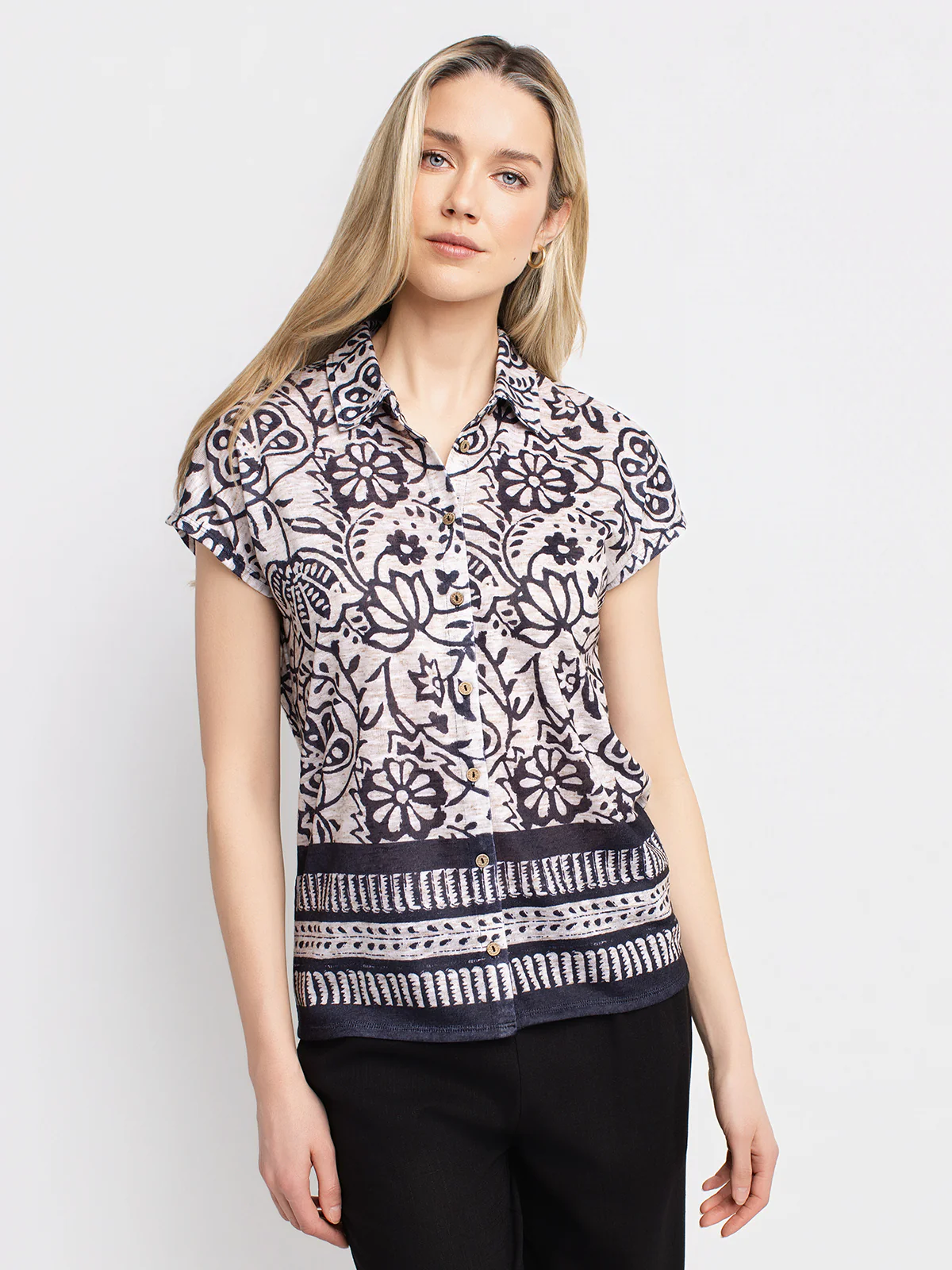 Blouse à manches courtes avec boutons - Image 4