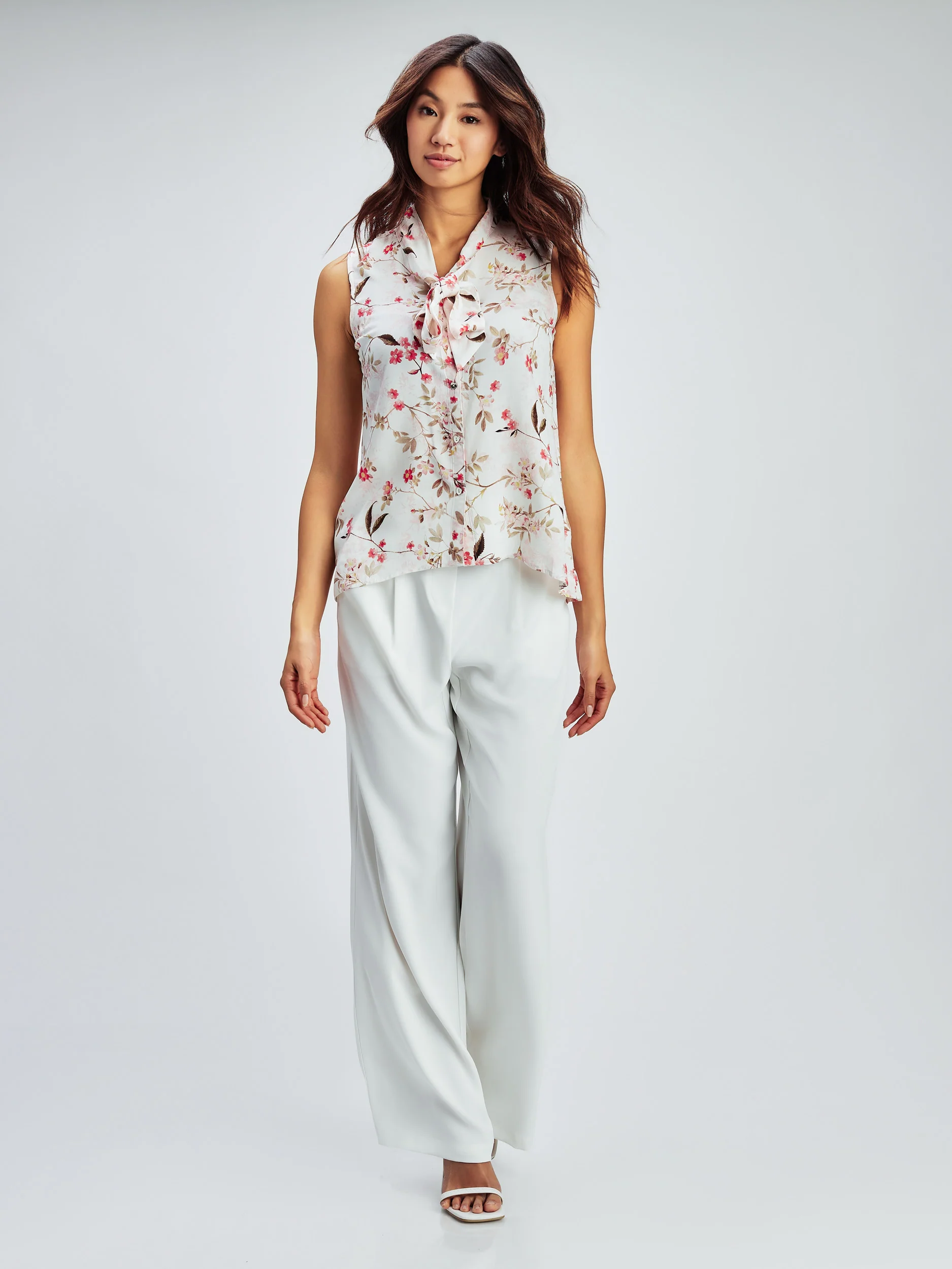 Blouse sans manches avec boutons