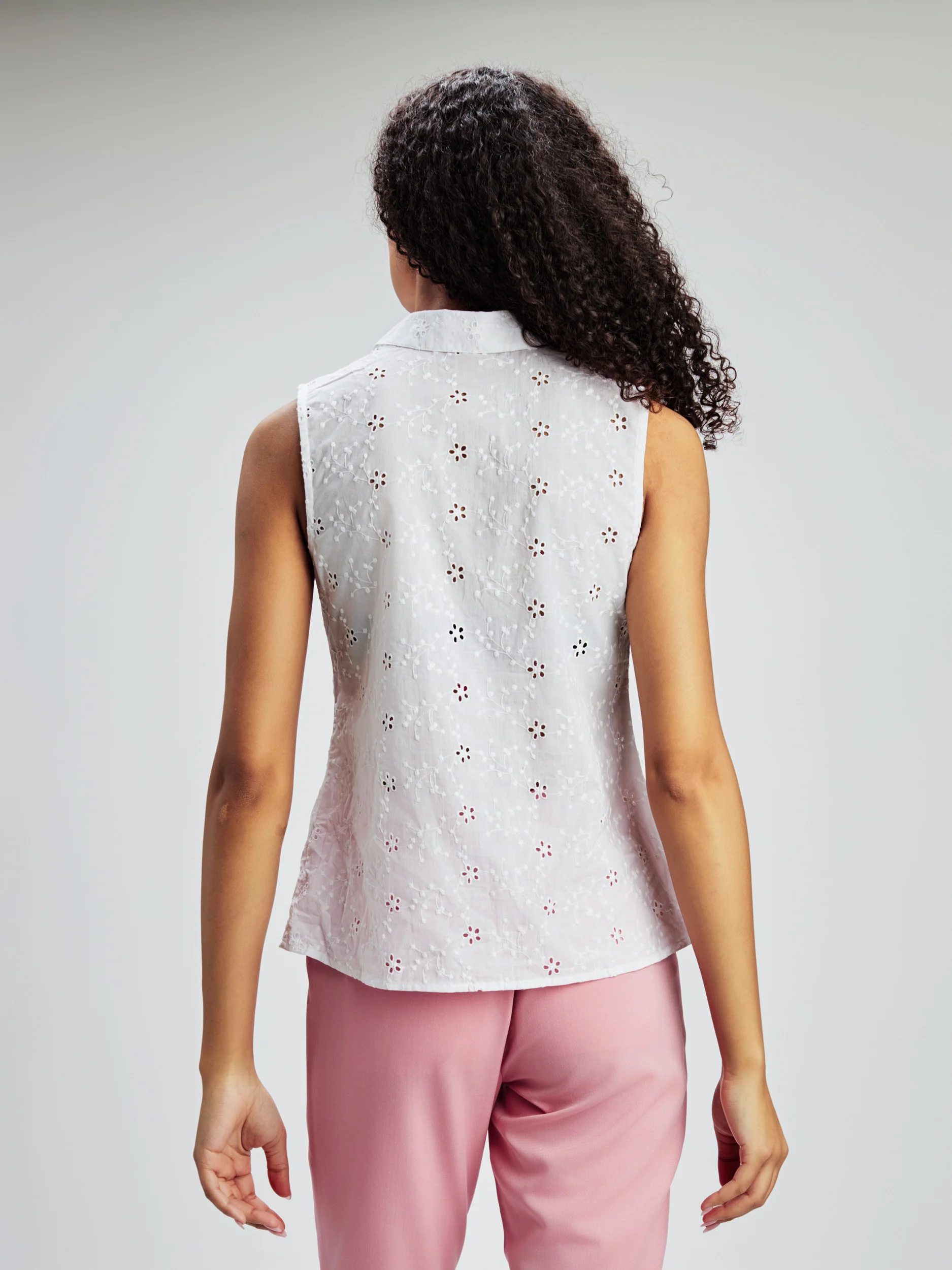 Blouse sans manches avec boutons - Image 3