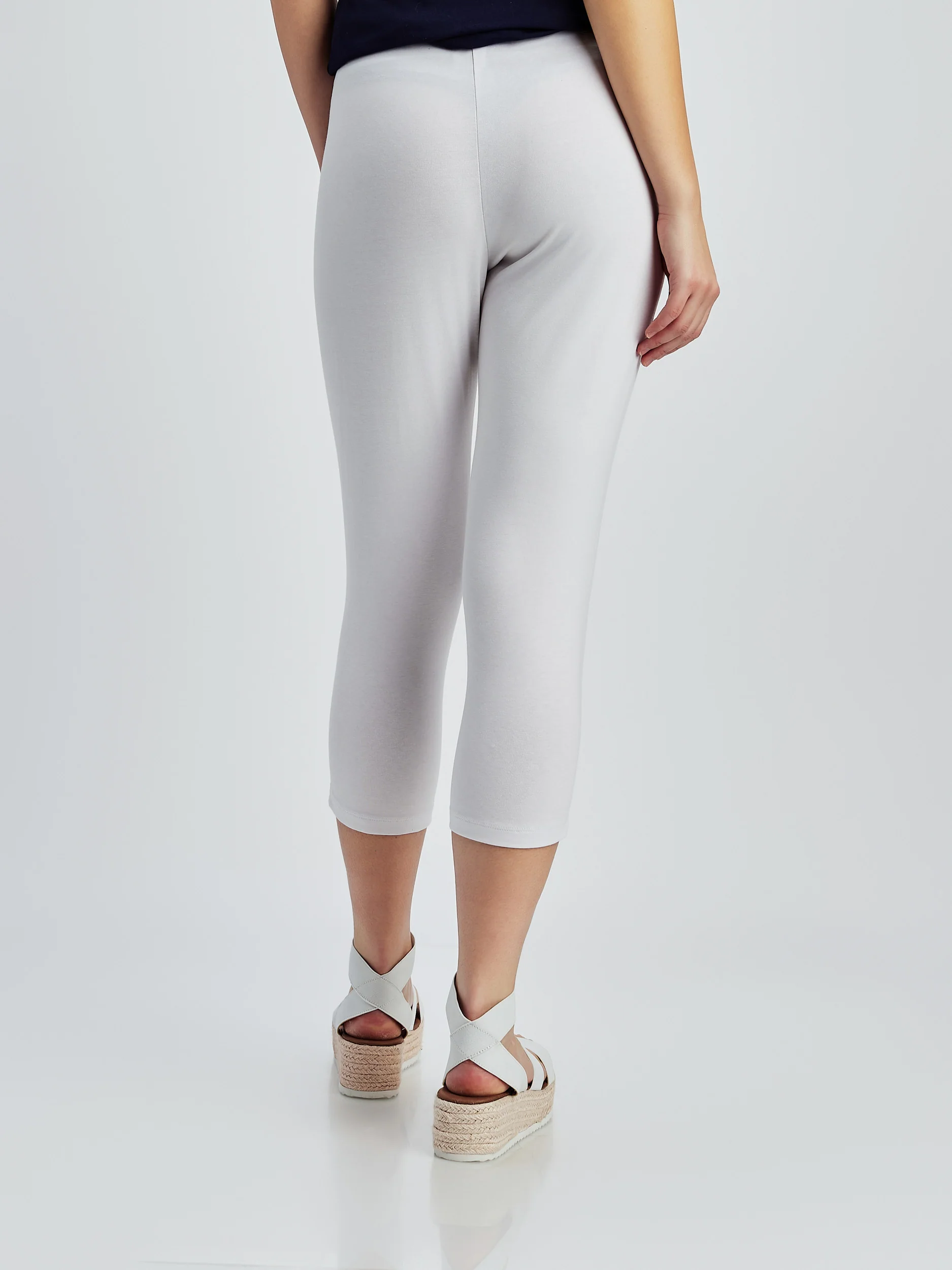 Capri droit en tricot ajusté à enfiler - Image 11