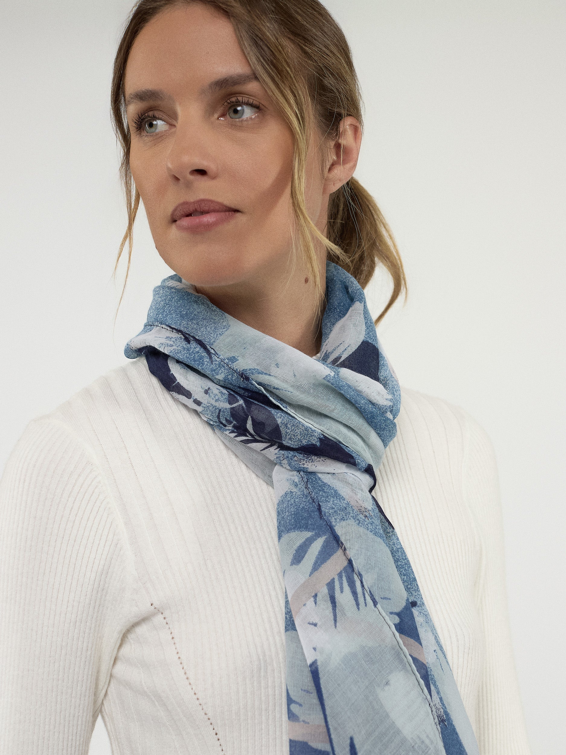 Foulard - Image 5