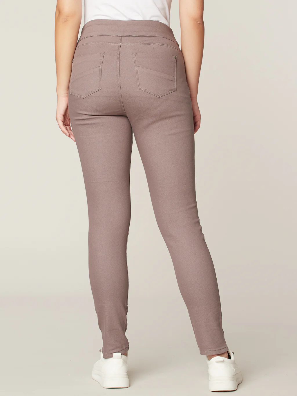 Jean skinny semi-ajusté à enfiler - Image 10