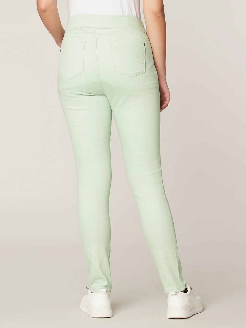 Jean skinny semi-ajusté à enfiler - Image 16