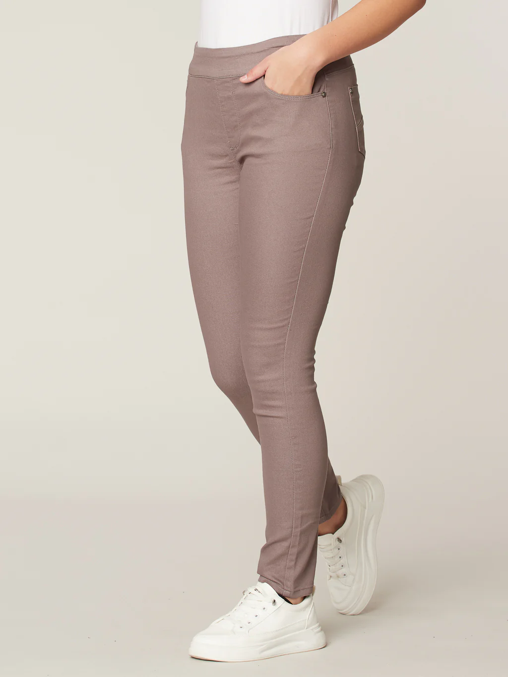 Jean skinny semi-ajusté à enfiler - Image 7