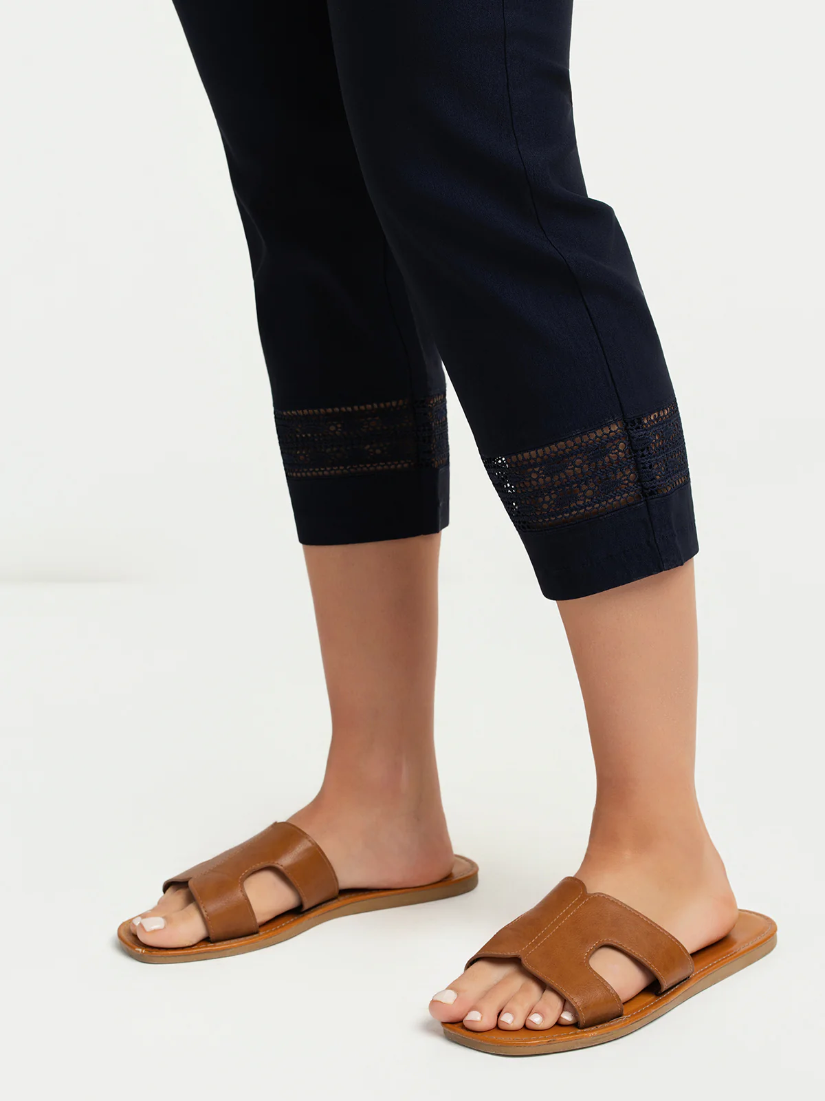 Pantalon ajusté à enfiler - Image 15
