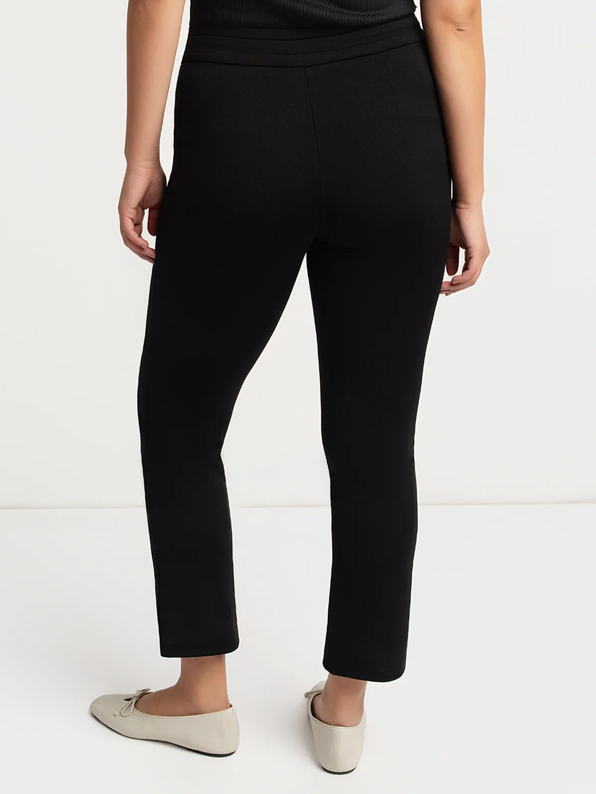 Pantalon droit à enfiler - Image 3