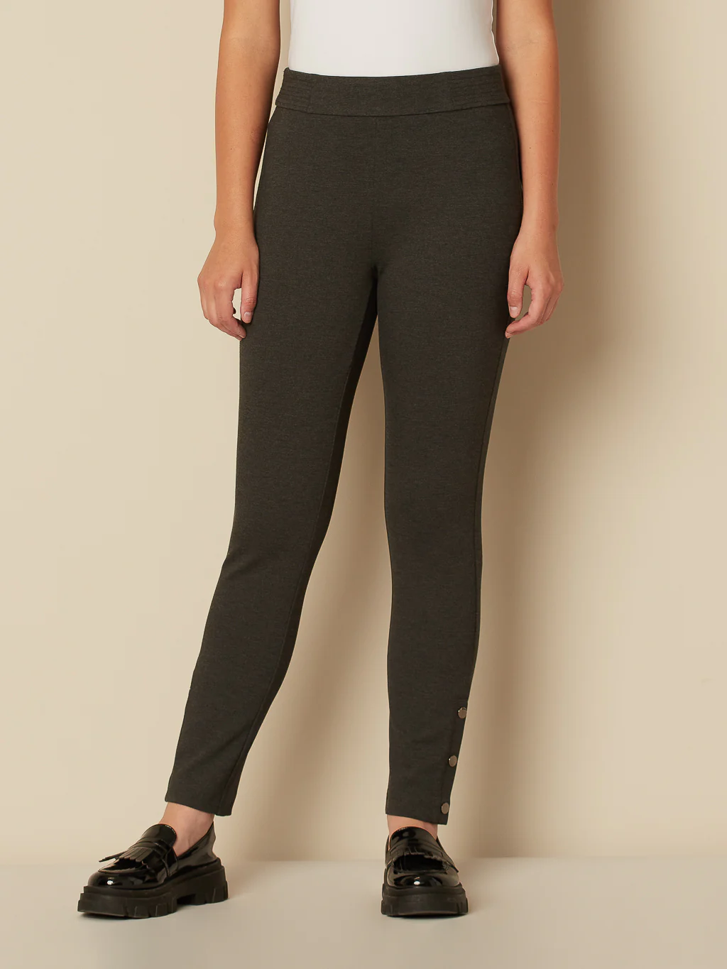 Pantalon droit à enfiler - Petite - Image 5