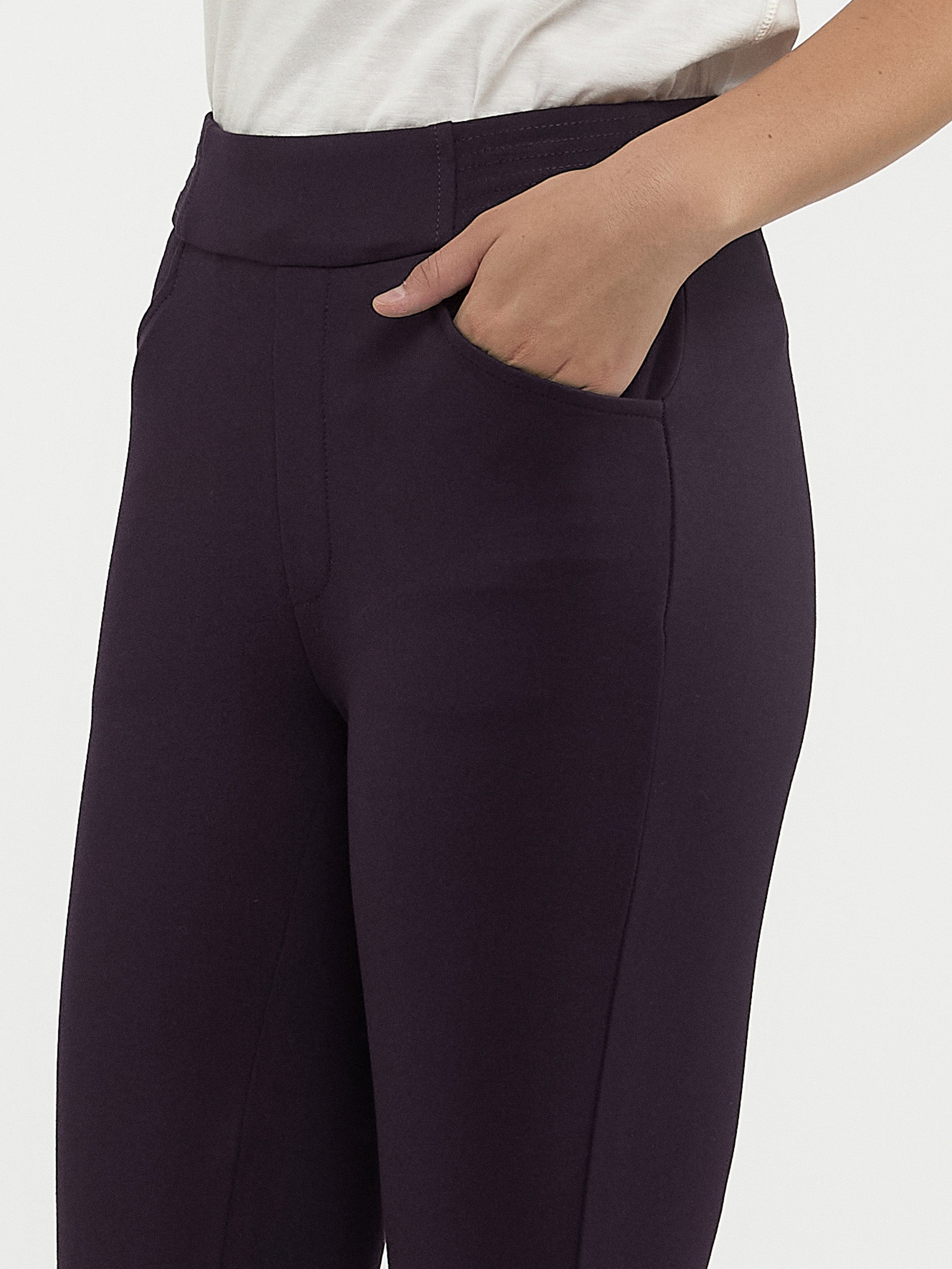 Pantalon droit à enfiler - Petite - Image 10