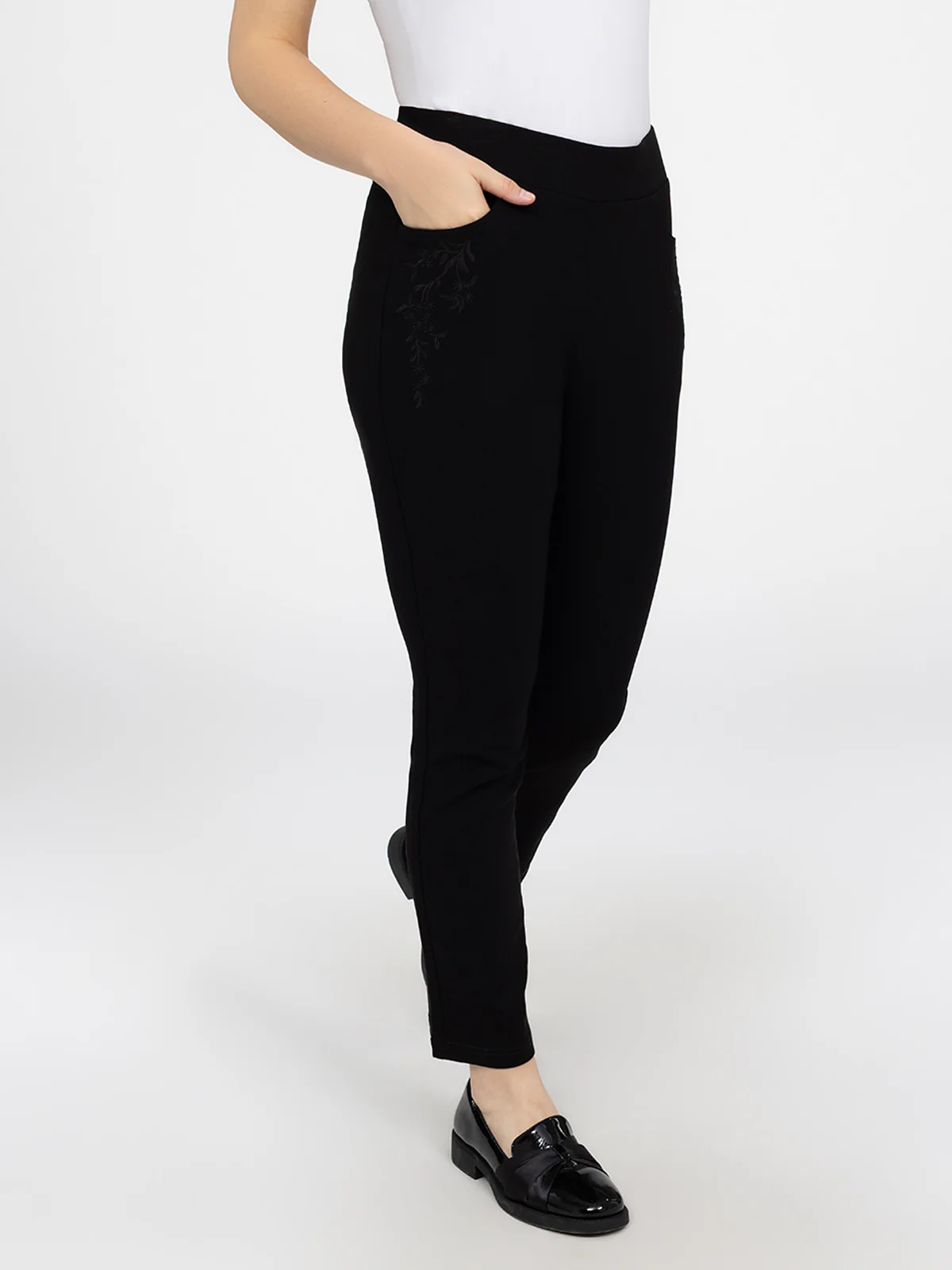 Pantalon droit semi-ajusté à enfiler - Petite