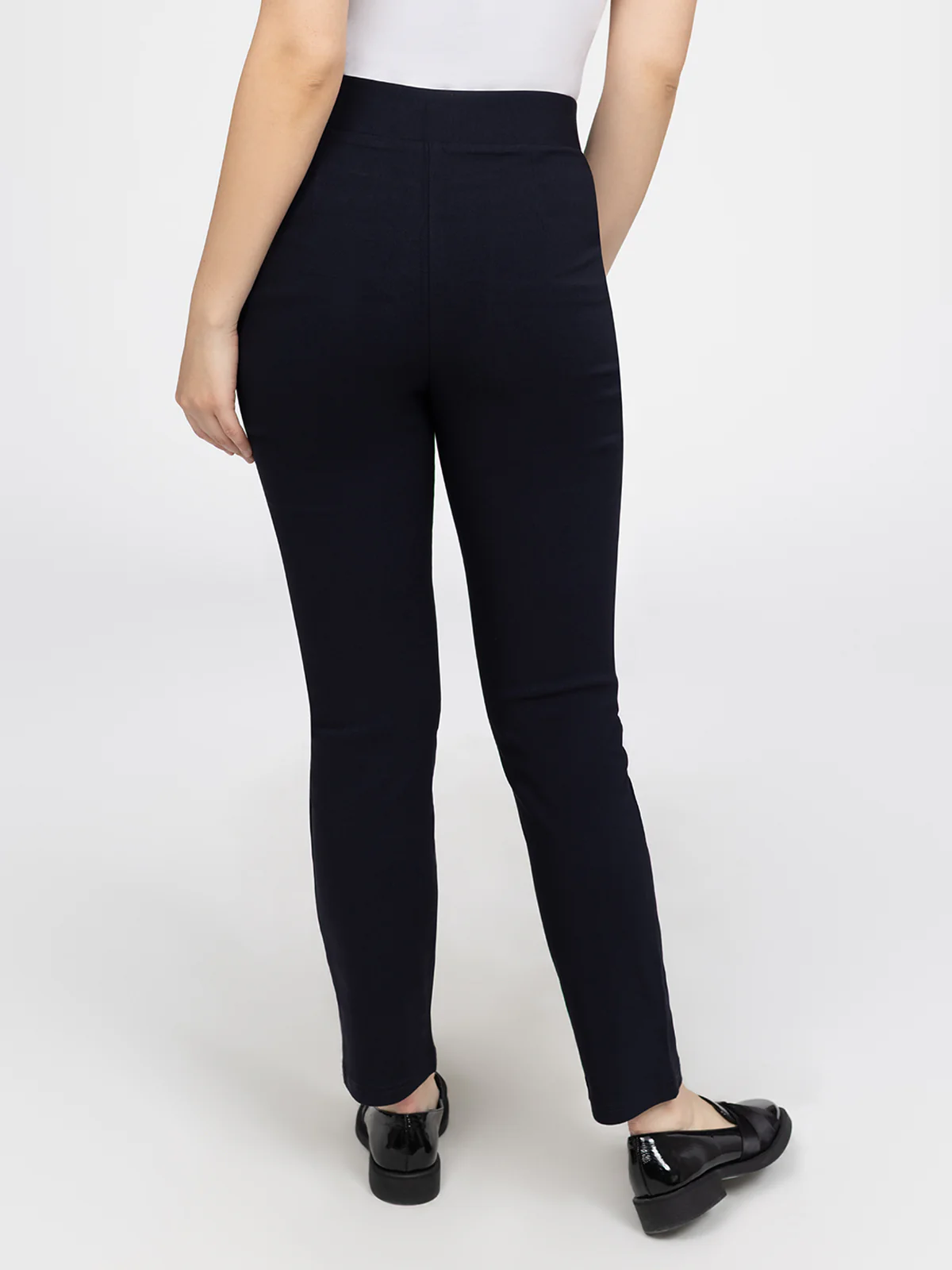 Pantalon droit semi-ajusté à enfiler - Petite - Image 16