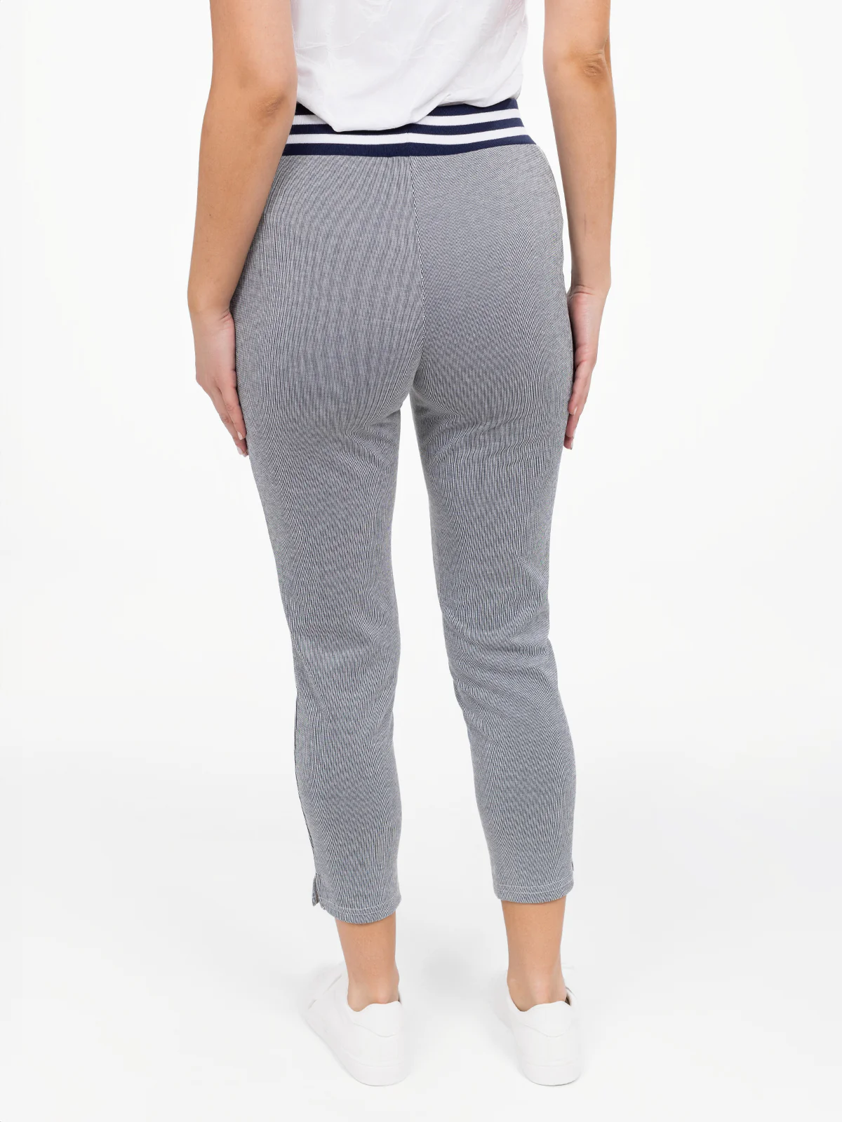 Pantalon étroit 7/8 en tricot - Image 3