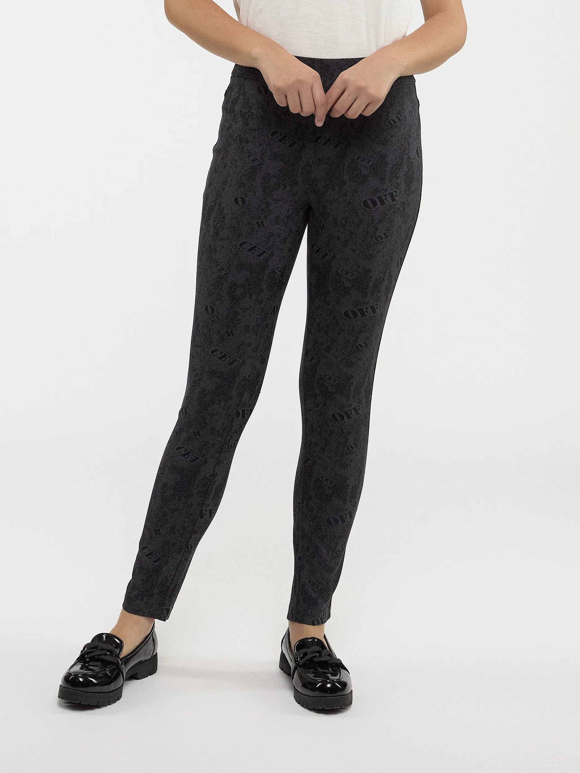 Pantalon skinny ajusté à enfiler