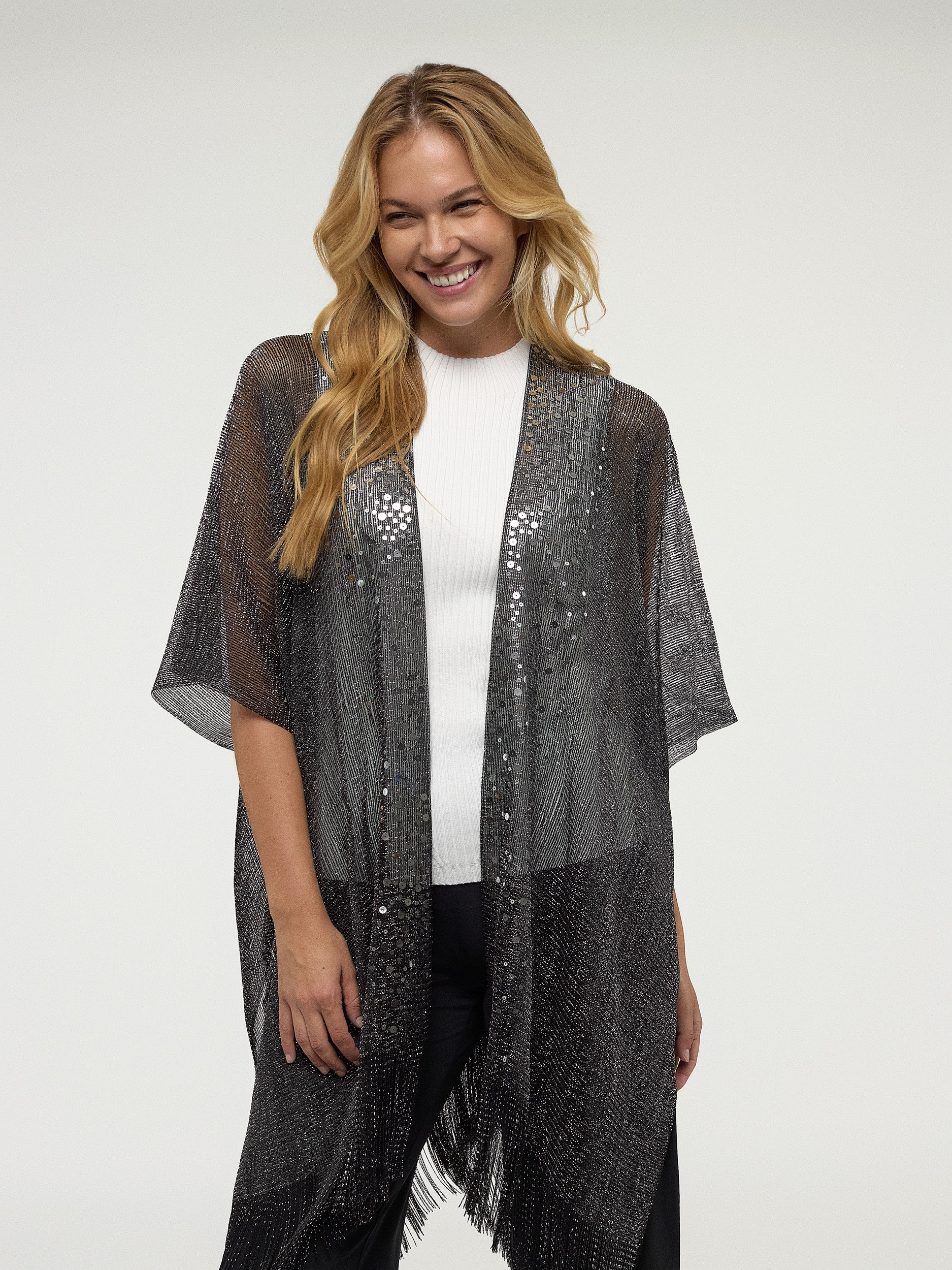 Poncho en tricot - Image 2